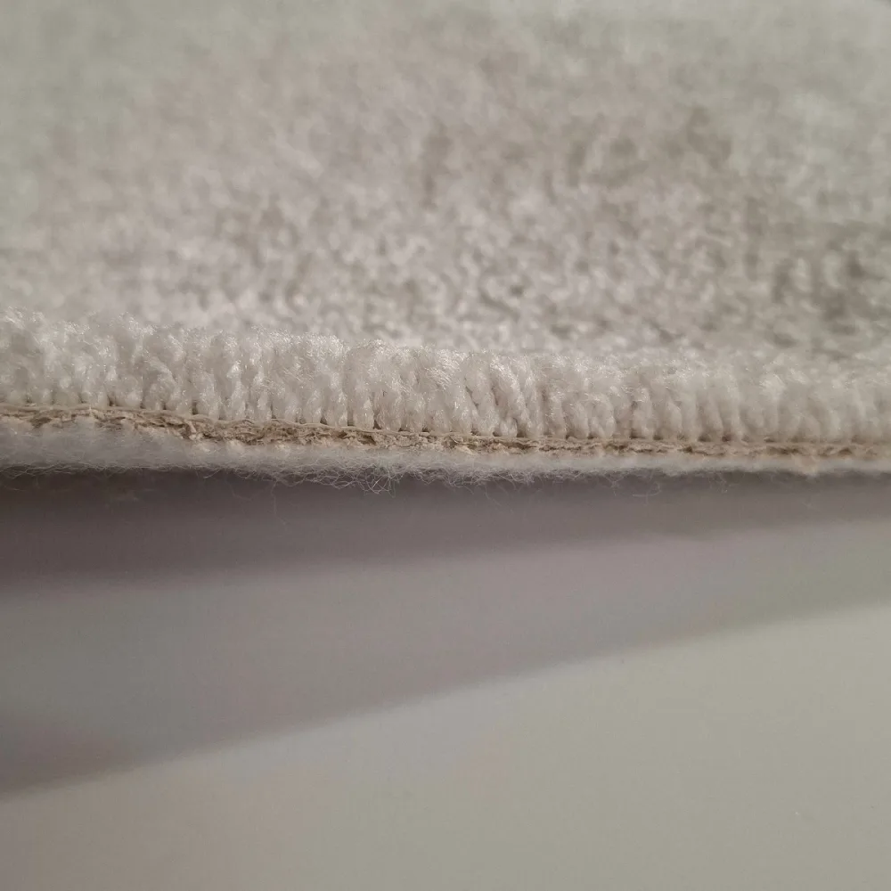 Heltäckningsmatta Ljusbeige Illusion Marble 94 400cm | Stuvbutiken - Bild 3