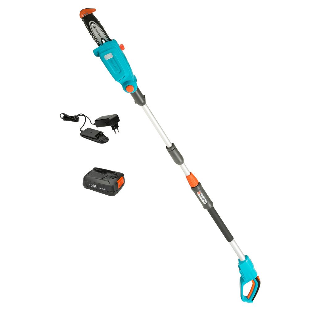 Kjøp Gardena Teleskopisk stangsag TCS 20/18V P4A, komplett med batteri og lader.