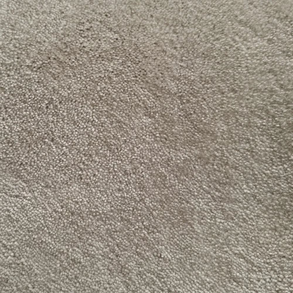 Heltäckningsmatta Ljusbeige Illusion Marble 94 400cm | Stuvbutiken