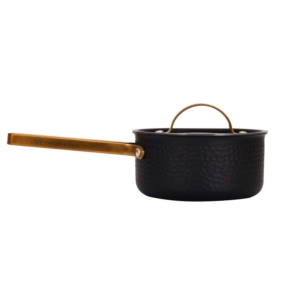 Arvet hamrad svart kastrull med lock, Viggo, 1 liter