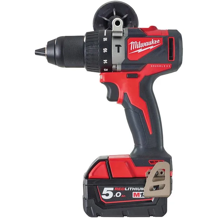 Milwaukee M18 BLPD2-502X Slagborrmaskin med batteri och laddare